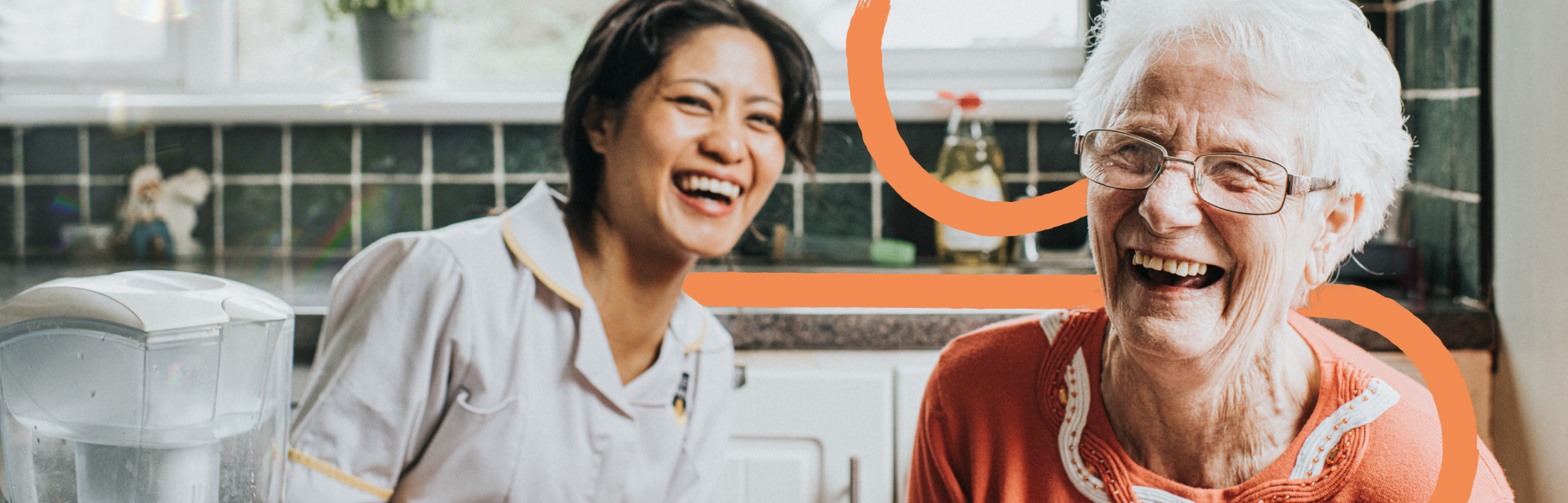 Zorgprofessional komt bij een patiënt thuis