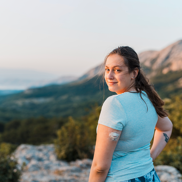 Vrouw met diabetes aan het wandelen
